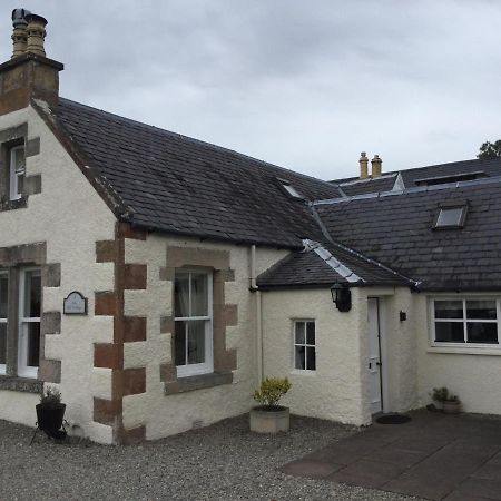 Three-Bedroom Old Cottage Free Parking Inverness Kültér fotó